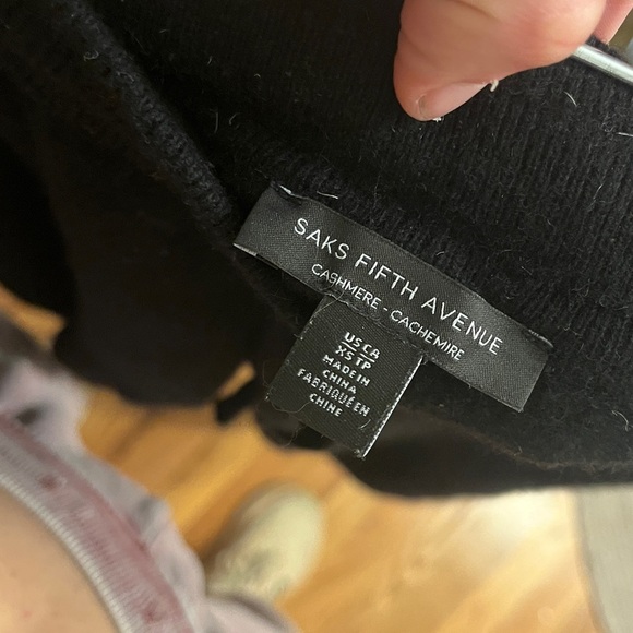Saks Fifth Avenue Cashmere Black Jogger Sweatpants - Picture 3 of 5